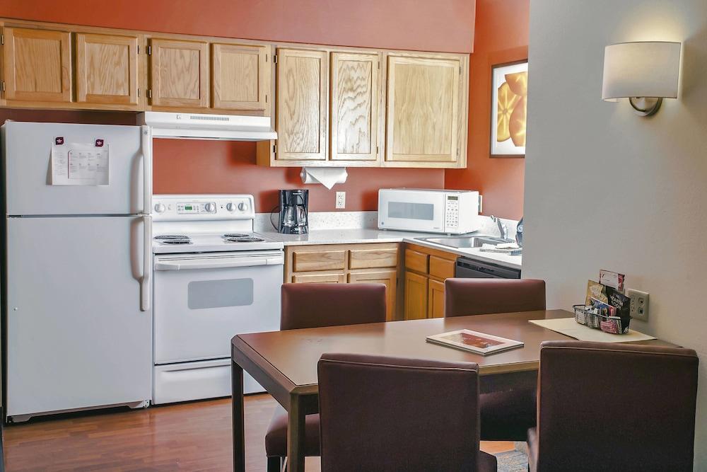 Residence Inn Louisville Airport Exterior photo